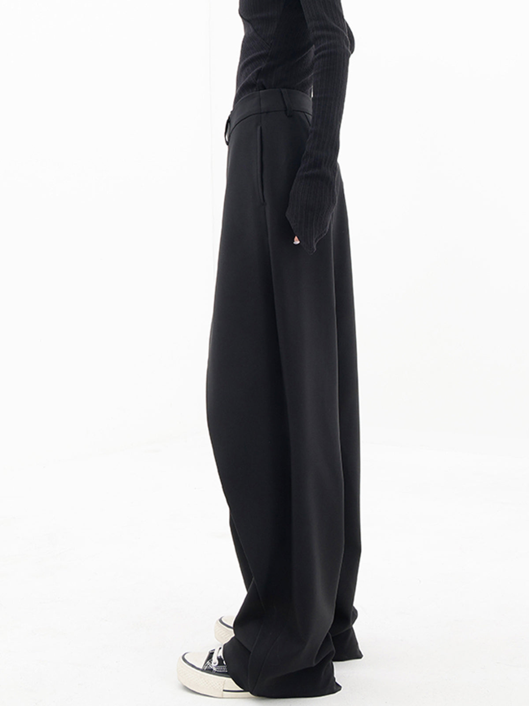 Lynn - Asymmetrical Baggy Pants