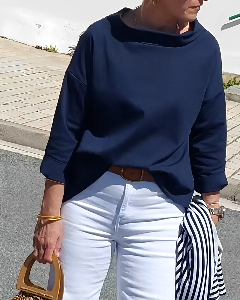 Lynn -  Elegant top