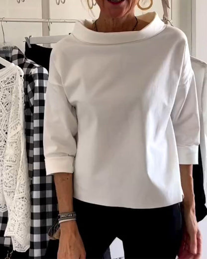 Lynn -  Elegant top