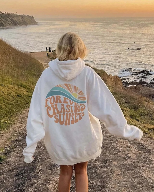 Margery - Stylish hoodie "Forever chasing Sunsets"