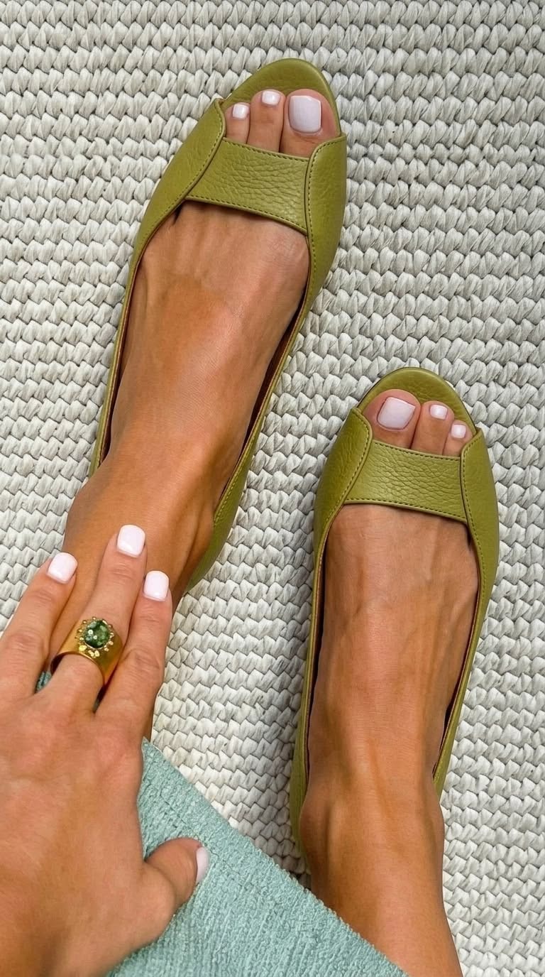 Women's Cushioned Metallic Open-Toe Flat Sandals with Padded Sole