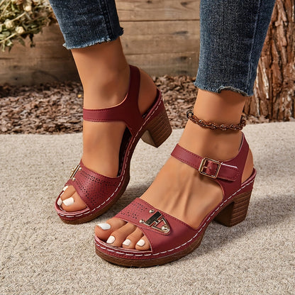 Women's Chunky Heel Buckle Sandals with Cushioned Footbed