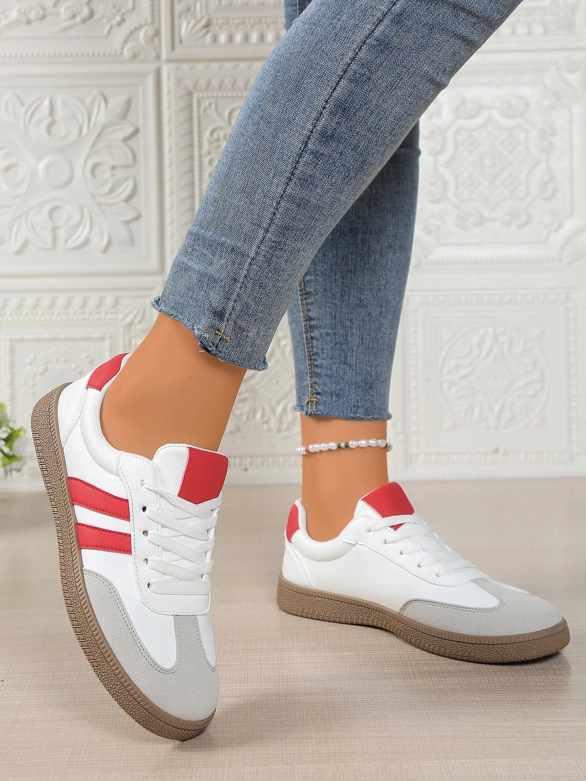 Pamela Panelled Lace-Up Women's Cushioned Sneakers with Arch Support