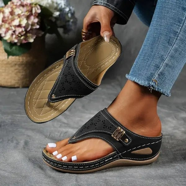 Maria Wedge Cushioned Sandals with Toe Post Design