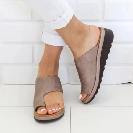 Lizzie Comfortable Toe-Loop Platform Arch Support Sandals with Footbed