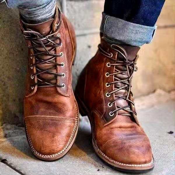 Rugged Lace-Up Leather Work Boots for Everyday Wear