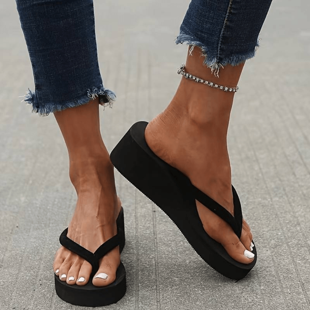 Lightweight Black EVA Platform Wedge Thong Sandals with Flexible Straps