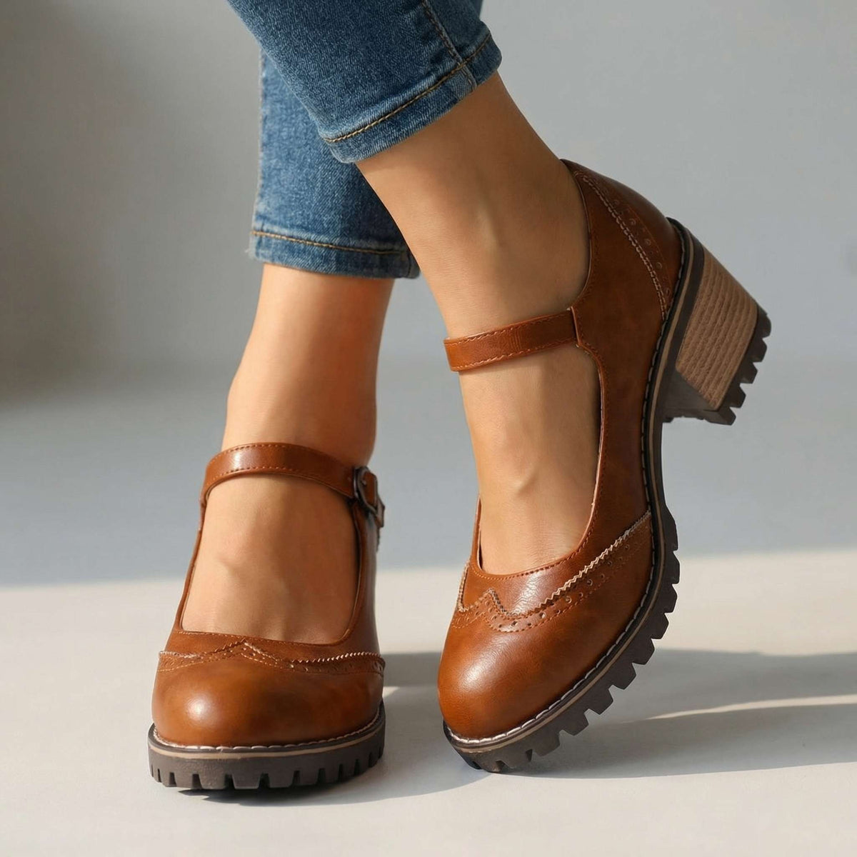 Comfortable Brogue Mary Jane Shoes with Block Heel and Buckle Strap
