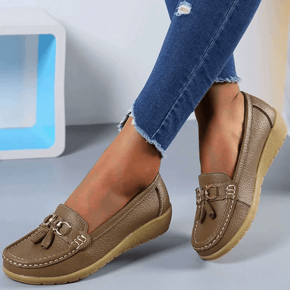 Grace Women's Comfort Leather Loafer Shoes with Tassel Detail