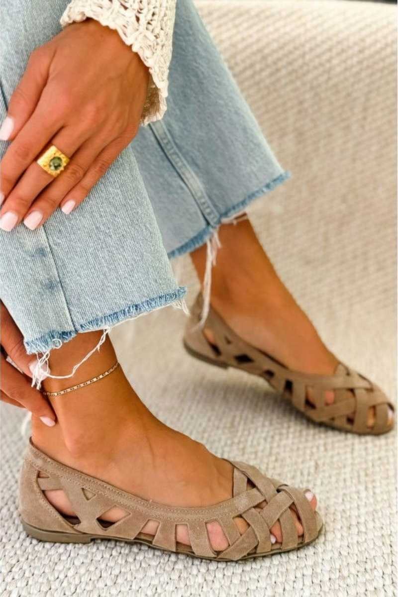 Women's Woven Suede Cushioned Sandals with Crossover Straps