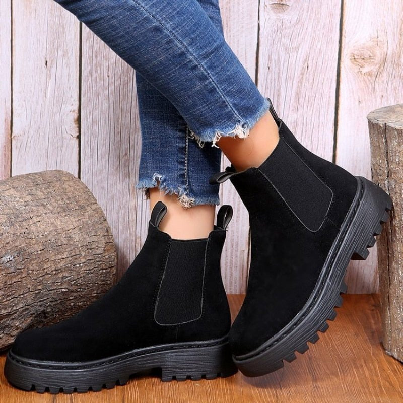 Valeria Moretti | Platform Chelsea Ankle Boots with Grip Sole
