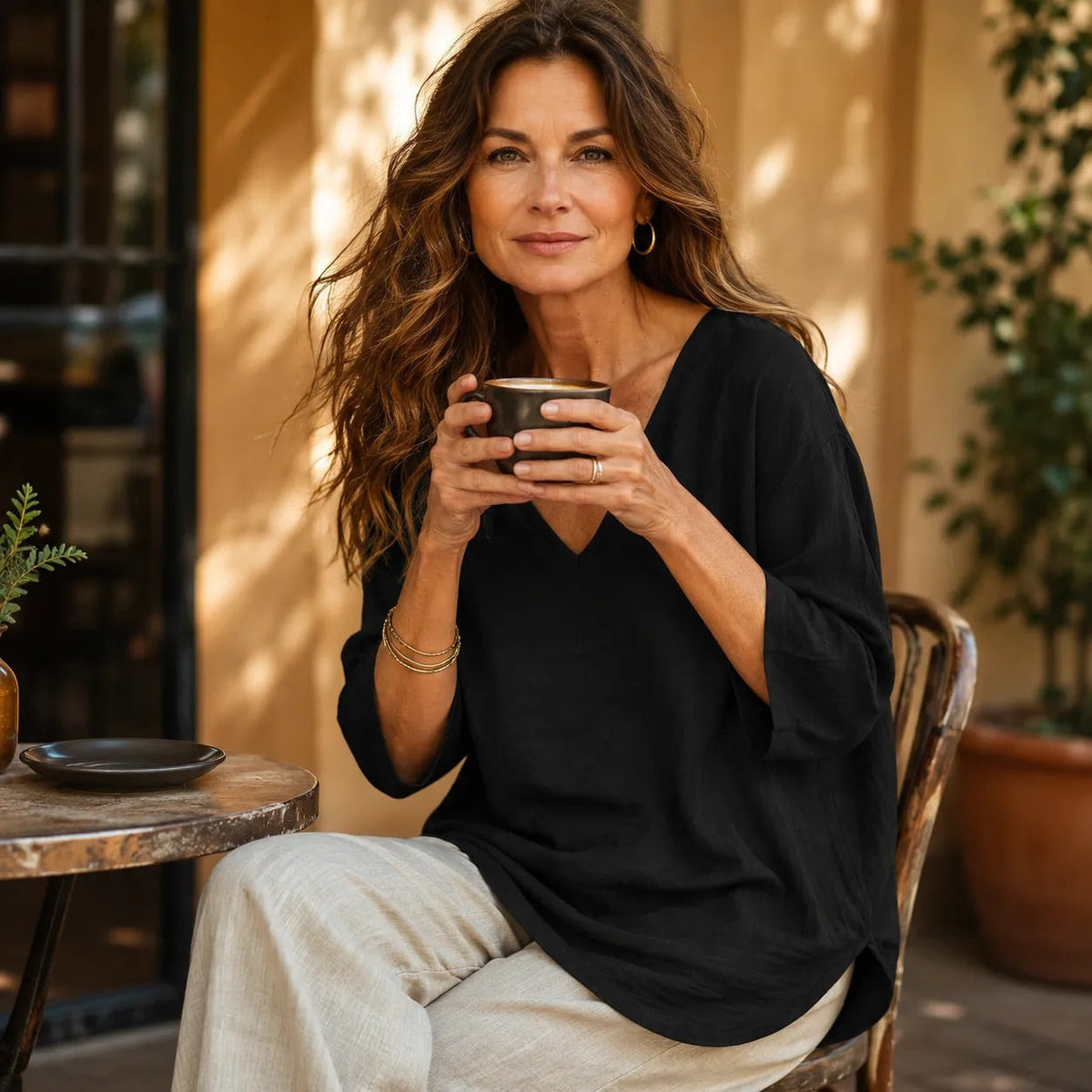 Sereva Women's Relaxed V-Neck Linen Top with Three-Quarter Sleeves