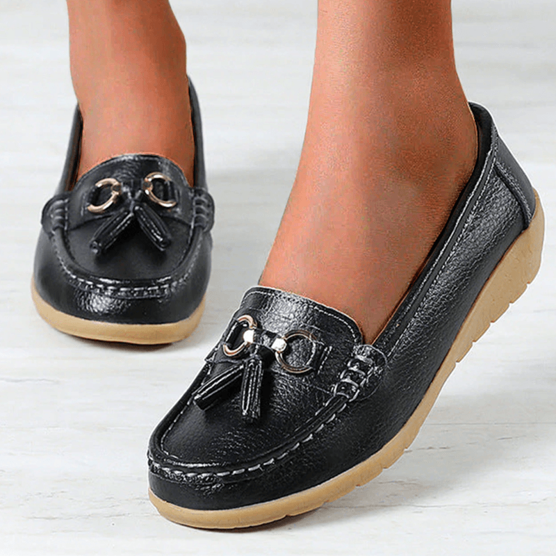 Grace Women's Comfort Leather Loafer Shoes with Tassel Detail