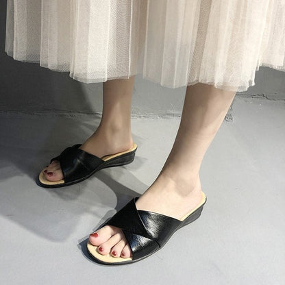 Comfortable Slide Sandals with Crossed Straps and Low Wedge Heel