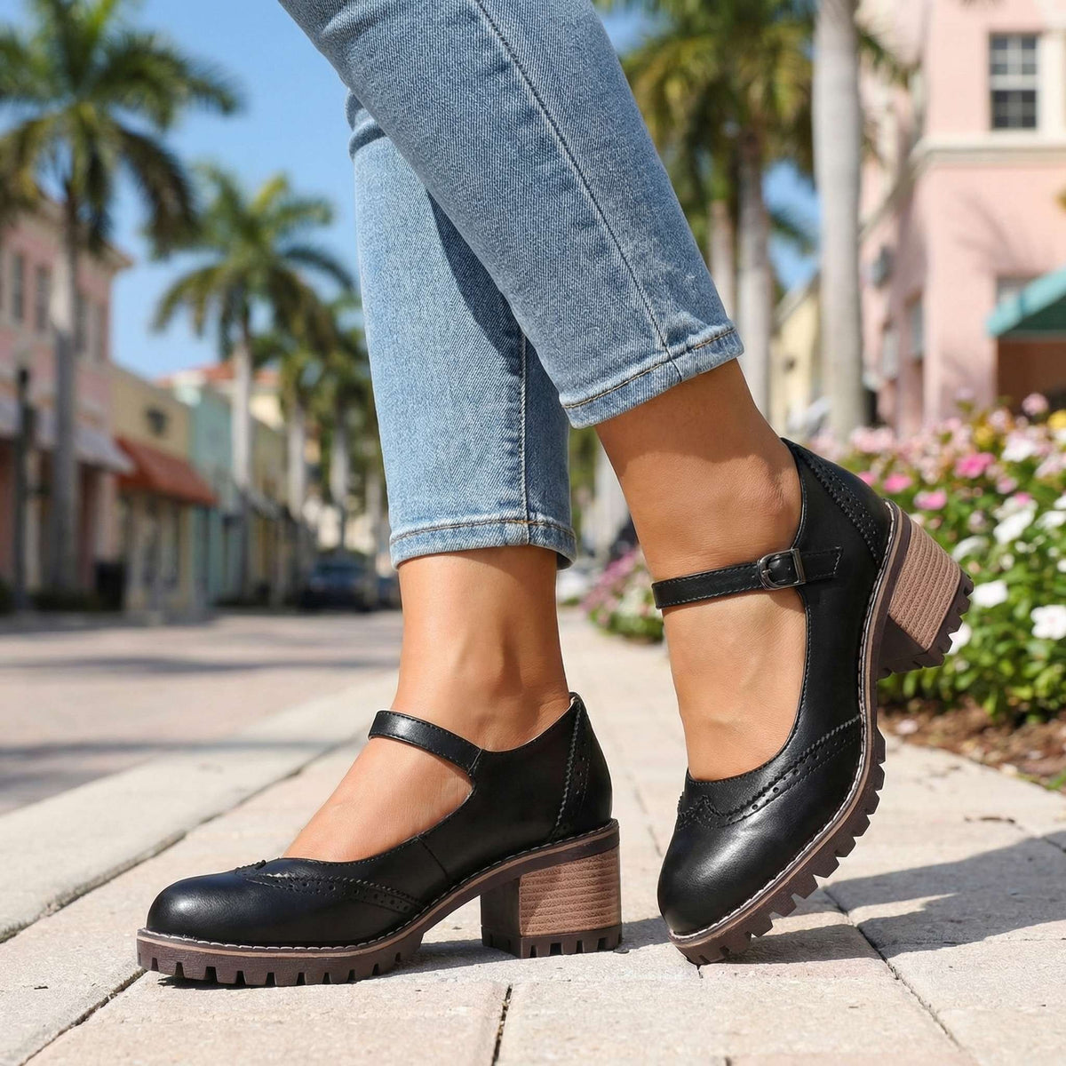 Comfortable Brogue Mary Jane Shoes with Block Heel and Buckle Strap