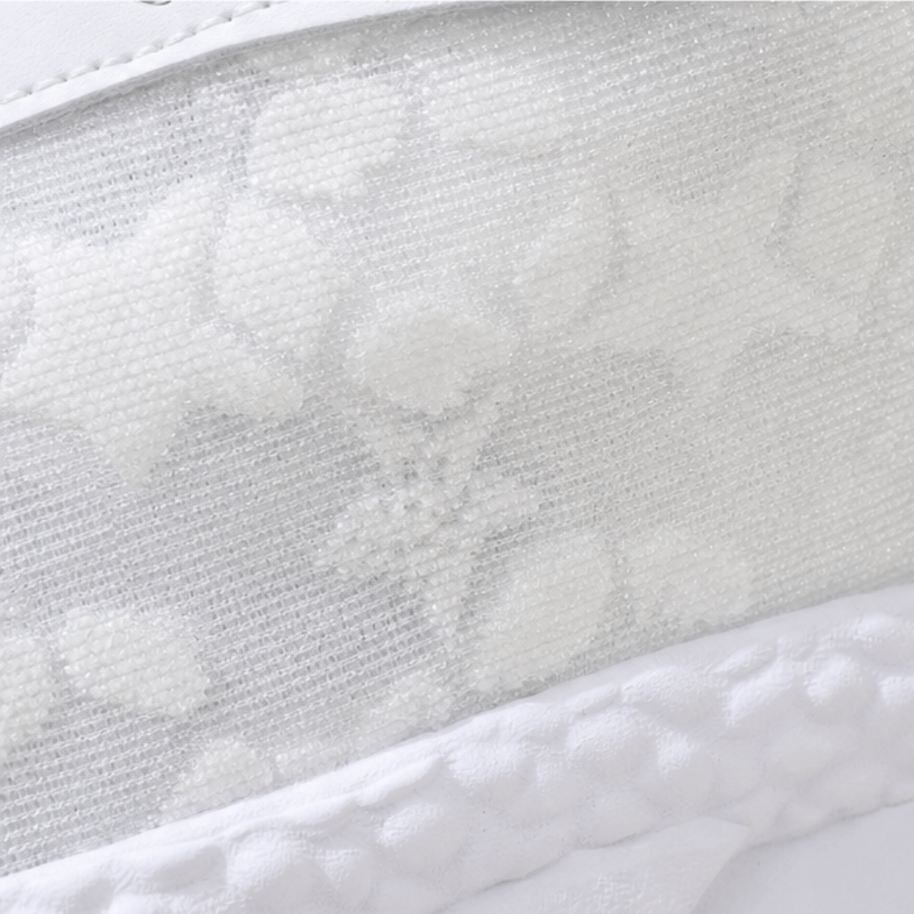 Star Mesh Lace-Up Platform Sneakers with Cushioned Sole for Women